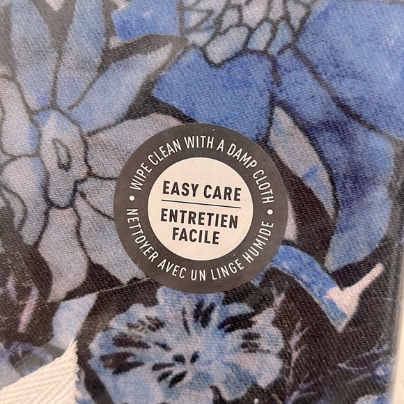 Williams Sonoma x Michelle Kim Oilcloth/Tablecloth - Picture 8 of 10